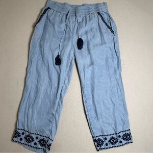 Tommy Bahama Chambray Crop Pants Blue Embroidered Women XS Coastal Tencel Wide